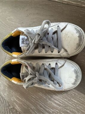 P448 Kids White Sneakers with Yellow Heel Accent